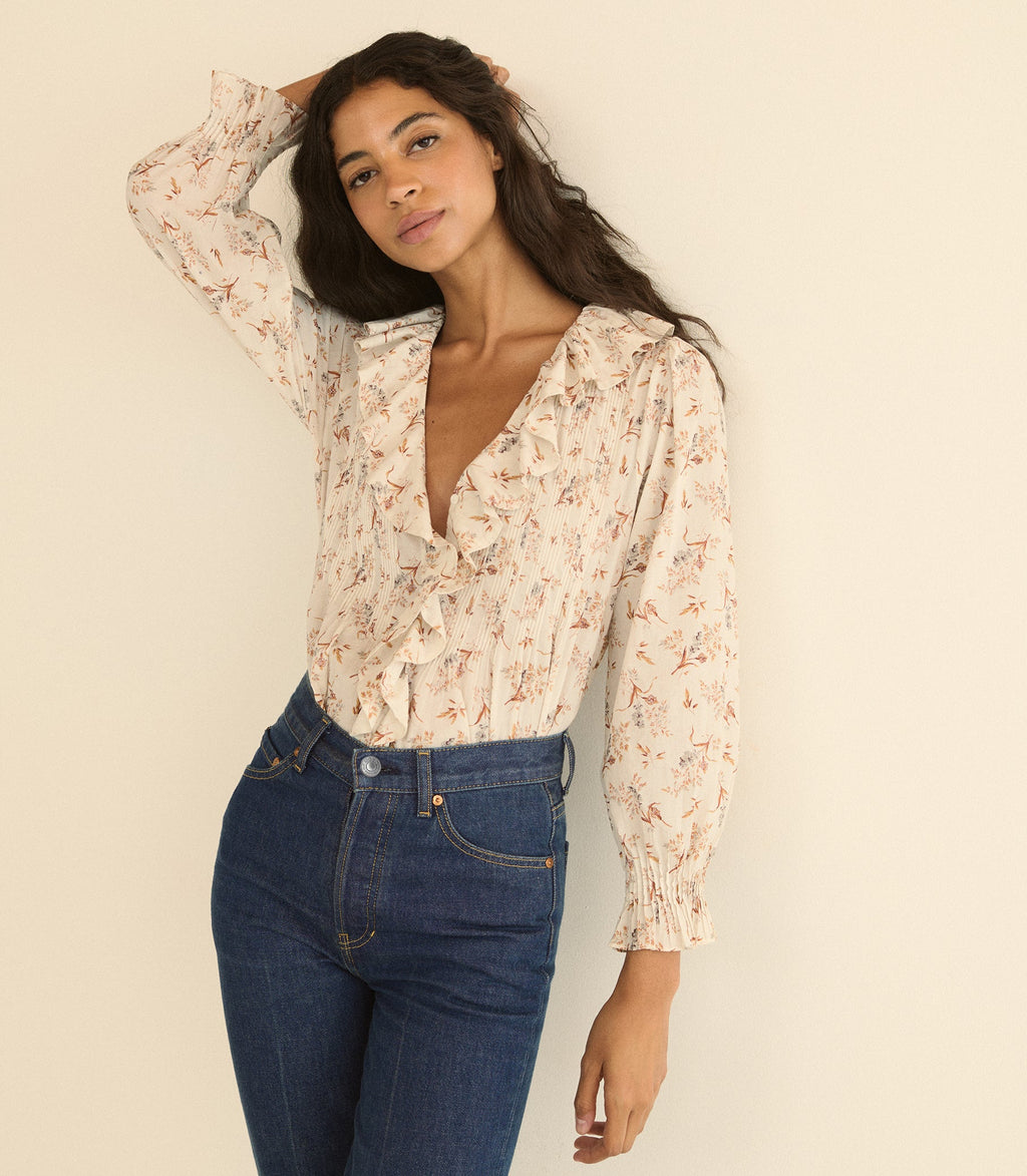 Hardy Top in Crème Windswept Meadow - view 2