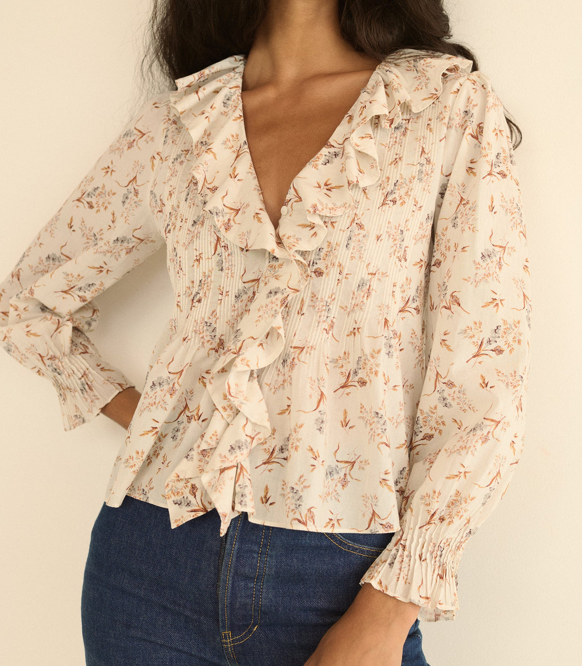 Hardy Top in Crème Windswept Meadow - view 3