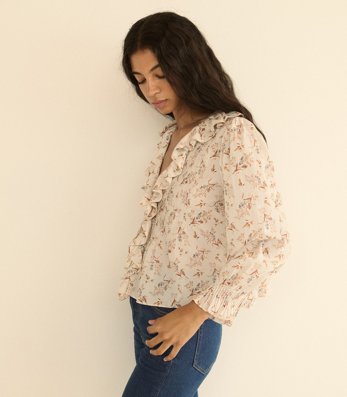 Hardy Top in Crème Windswept Meadow - view 5