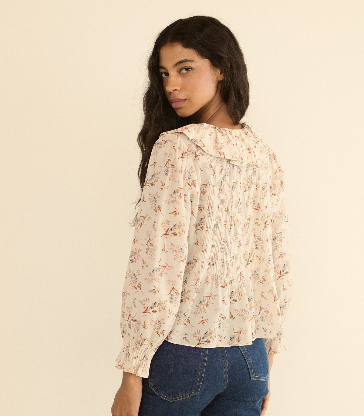 Hardy Top in Crème Windswept Meadow - view 6